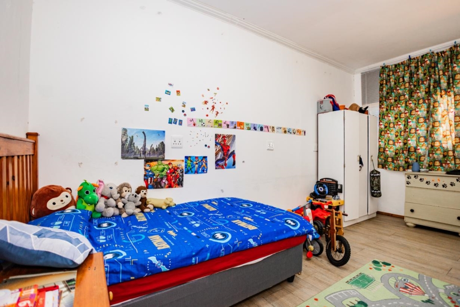 8 Bedroom Property for Sale in Joostenbergvlakte Western Cape